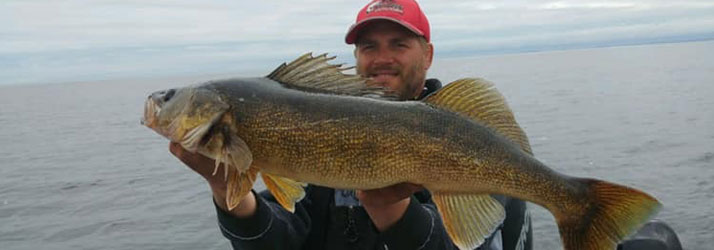 Fishing Guide Green Bay WI Walleye Fishing Guide Green Bay WI Walleye